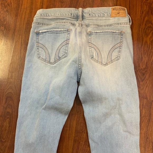 Hollister Vintage Boyfriend Jeans - Picture 3 of 5